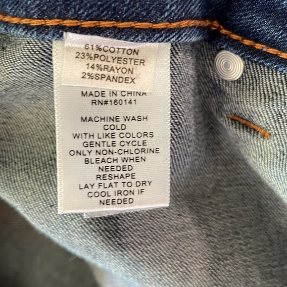 NWT Daily Thread Mid Rise Jean. 18W - Picture 7 of 7